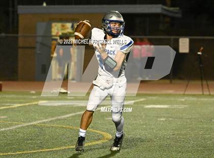 Thumbnail 3 in Granite Hills vs West Hills photogallery.