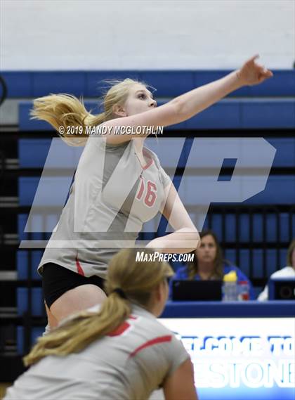 Thumbnail 2 in Morton @ Limestone photogallery.