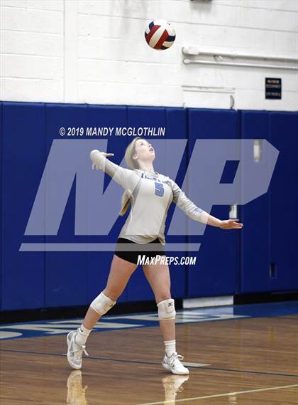 Thumbnail 2 in Morton @ Limestone photogallery.