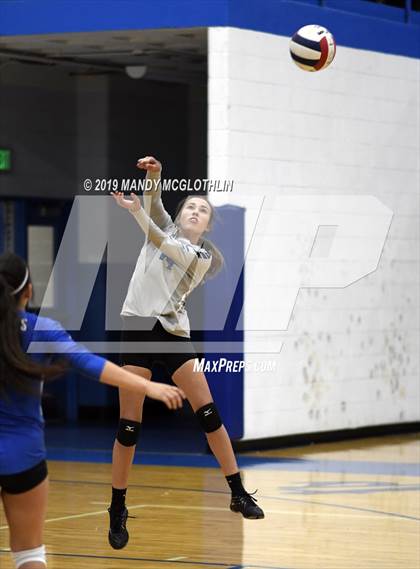 Thumbnail 3 in Morton @ Limestone photogallery.