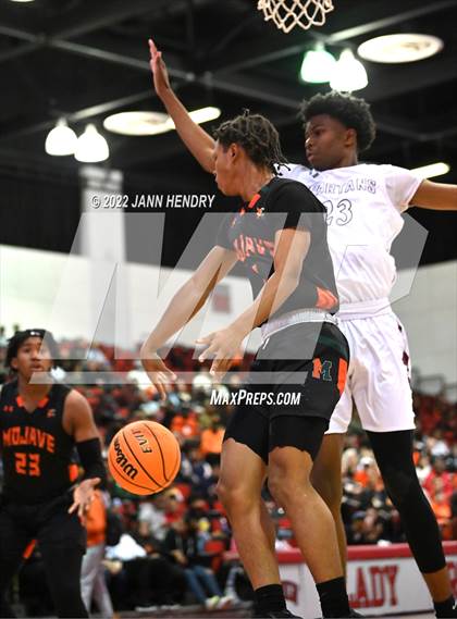 Thumbnail 1 in Mojave vs. Cimarron-Memorial (NIAA State 4A Semi Final) photogallery.