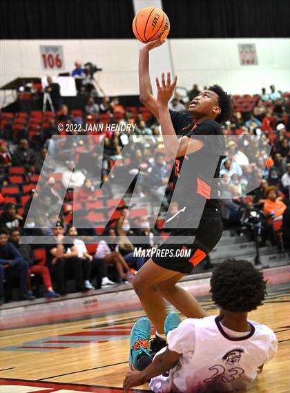 Thumbnail 3 in Mojave vs. Cimarron-Memorial (NIAA State 4A Semi Final) photogallery.