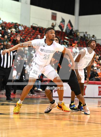 Thumbnail 2 in Mojave vs. Cimarron-Memorial (NIAA State 4A Semi Final) photogallery.