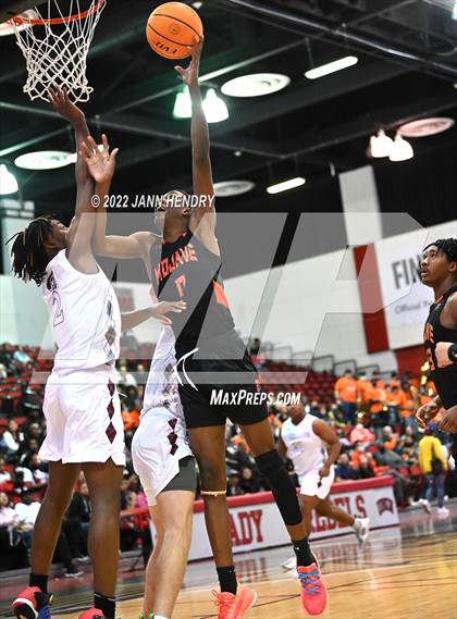 Thumbnail 3 in Mojave vs. Cimarron-Memorial (NIAA State 4A Semi Final) photogallery.