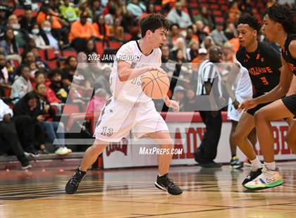 Thumbnail 2 in Mojave vs. Cimarron-Memorial (NIAA State 4A Semi Final) photogallery.