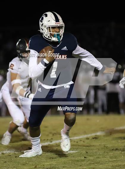 Thumbnail 1 in Ravenwood @ Summit (TSSAA 6A Quarterfinal) photogallery.