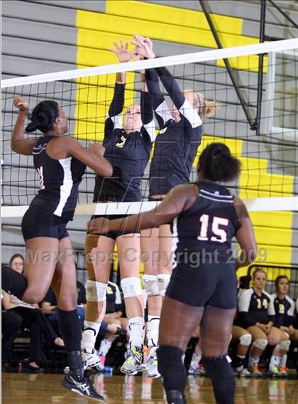 Thumbnail 1 in Ferris @ Crandall photogallery.
