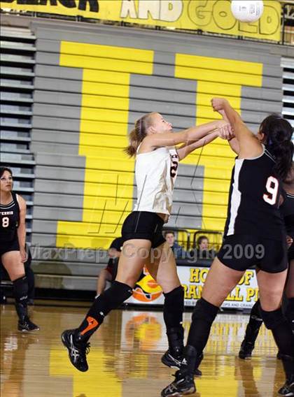 Thumbnail 1 in Ferris @ Crandall photogallery.