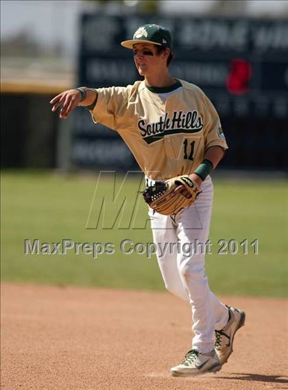 Thumbnail 1 in South Hills @ Chino Hills photogallery.