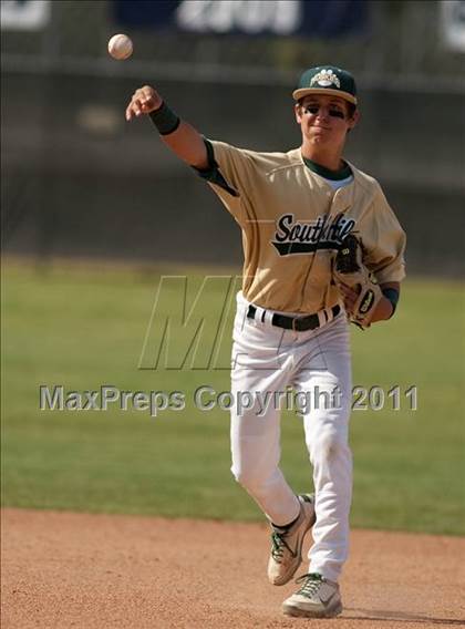 Thumbnail 1 in South Hills @ Chino Hills photogallery.