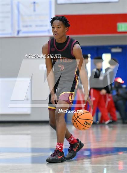 Thumbnail 1 in Edison vs. Rio Americano (Folsom New Year's Challenge) photogallery.