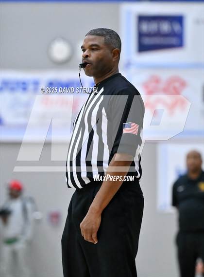 Thumbnail 3 in Edison vs. Rio Americano (Folsom New Year's Challenge) photogallery.