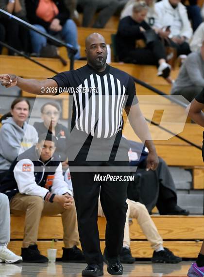 Thumbnail 1 in Edison vs. Rio Americano (Folsom New Year's Challenge) photogallery.