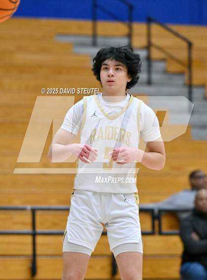 Thumbnail 1 in Edison vs. Rio Americano (Folsom New Year's Challenge) photogallery.