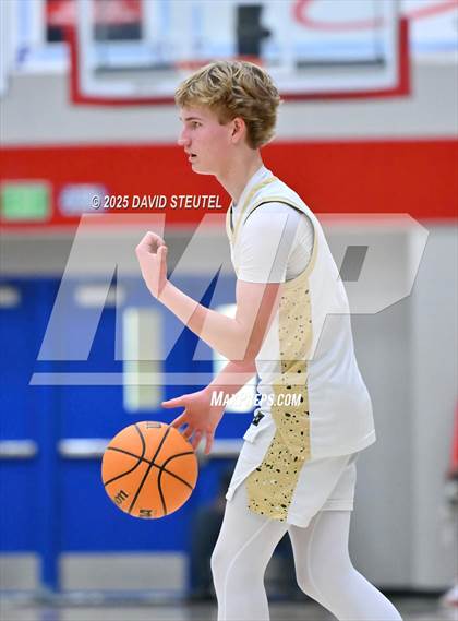 Thumbnail 3 in Edison vs. Rio Americano (Folsom New Year's Challenge) photogallery.