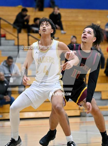 Thumbnail 3 in Edison vs. Rio Americano (Folsom New Year's Challenge) photogallery.