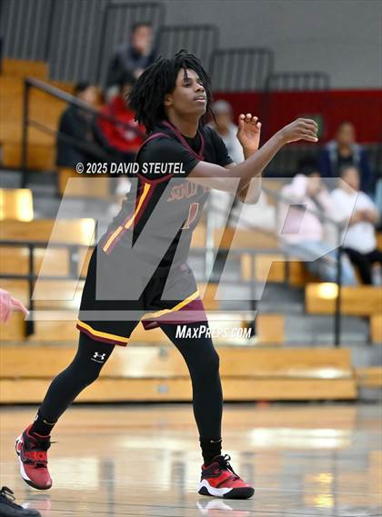 Thumbnail 3 in Edison vs. Rio Americano (Folsom New Year's Challenge) photogallery.