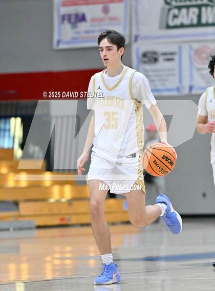 Thumbnail 1 in Edison vs. Rio Americano (Folsom New Year's Challenge) photogallery.