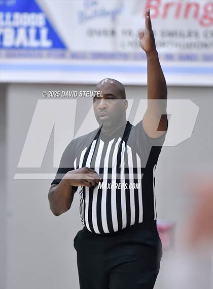 Thumbnail 1 in Edison vs. Rio Americano (Folsom New Year's Challenge) photogallery.