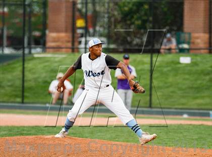 Thumbnail 3 in Pueblo West vs. Mountain View (CHSAA 4A Semifinal) photogallery.
