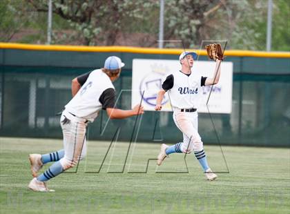 Thumbnail 3 in Pueblo West vs. Mountain View (CHSAA 4A Semifinal) photogallery.