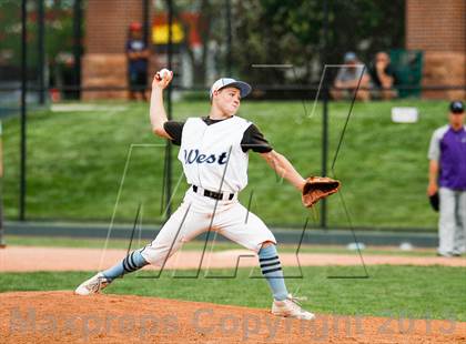 Thumbnail 1 in Pueblo West vs. Mountain View (CHSAA 4A Semifinal) photogallery.
