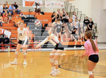 Thumbnail 2 in Grand Saline vs Mineola photogallery.