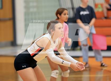 Thumbnail 2 in Grand Saline vs Mineola photogallery.