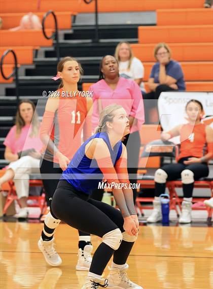 Thumbnail 1 in Grand Saline vs Mineola photogallery.