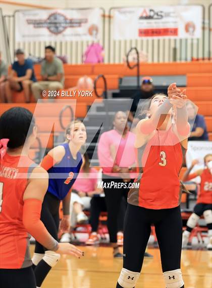 Thumbnail 1 in Grand Saline vs Mineola photogallery.