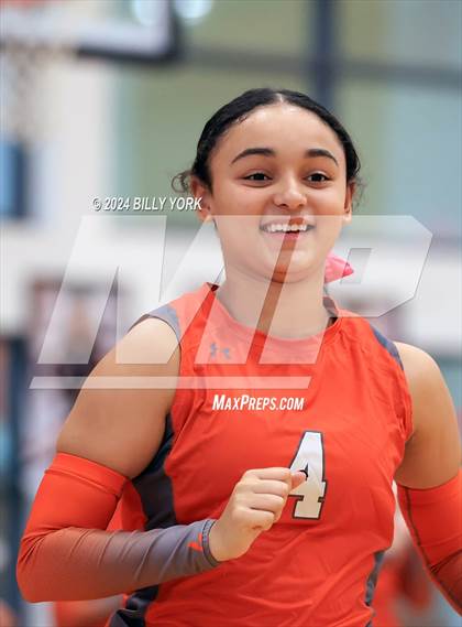 Thumbnail 2 in Grand Saline vs Mineola photogallery.