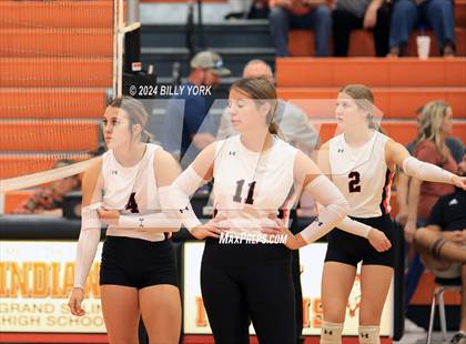 Thumbnail 1 in Grand Saline vs Mineola photogallery.