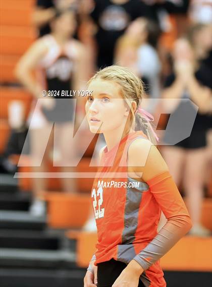 Thumbnail 3 in Grand Saline vs Mineola photogallery.