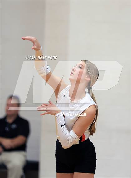 Thumbnail 3 in Grand Saline vs Mineola photogallery.