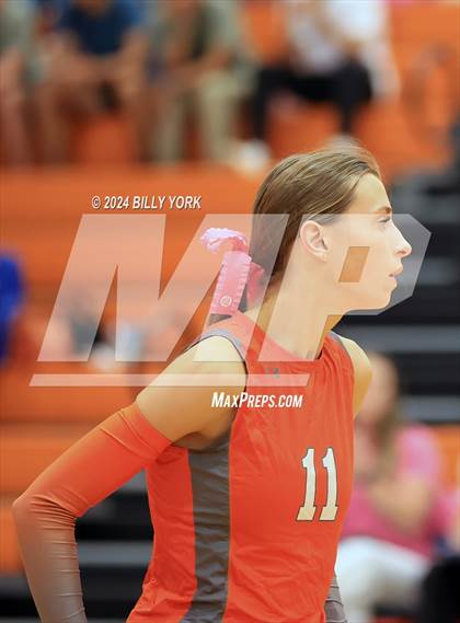 Thumbnail 2 in Grand Saline vs Mineola photogallery.