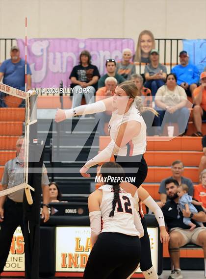 Thumbnail 1 in Grand Saline vs Mineola photogallery.