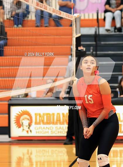 Thumbnail 1 in Grand Saline vs Mineola photogallery.