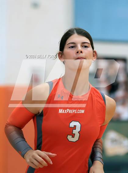 Thumbnail 1 in Grand Saline vs Mineola photogallery.