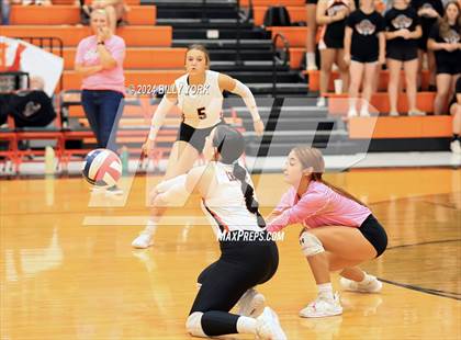 Thumbnail 3 in Grand Saline vs Mineola photogallery.