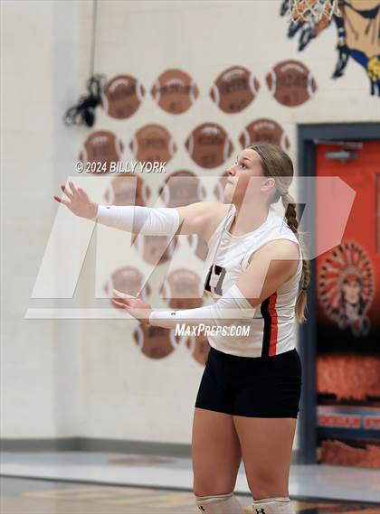 Thumbnail 3 in Grand Saline vs Mineola photogallery.