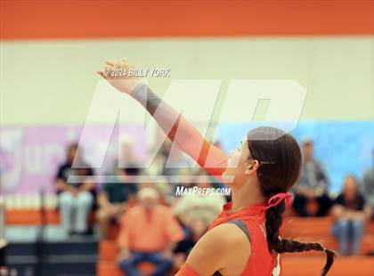 Thumbnail 3 in Grand Saline vs Mineola photogallery.
