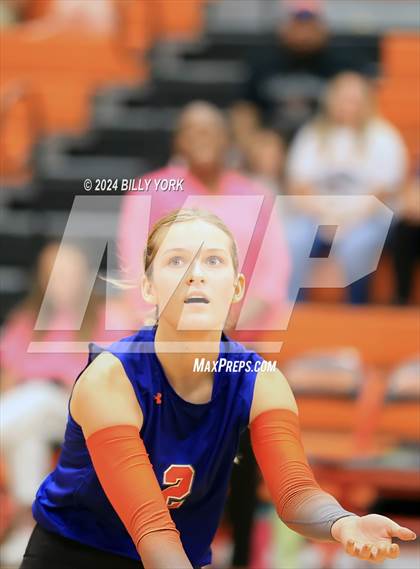 Thumbnail 2 in Grand Saline vs Mineola photogallery.