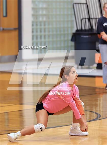 Thumbnail 3 in Grand Saline vs Mineola photogallery.