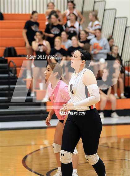 Thumbnail 3 in Grand Saline vs Mineola photogallery.