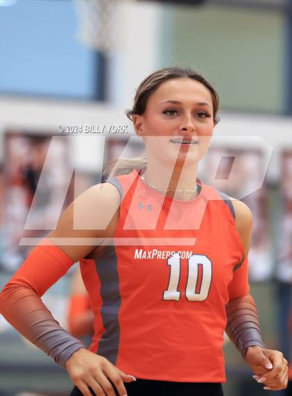 Thumbnail 2 in Grand Saline vs Mineola photogallery.