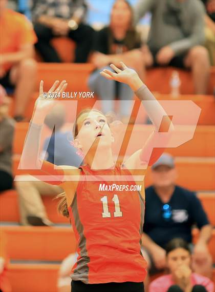 Thumbnail 3 in Grand Saline vs Mineola photogallery.