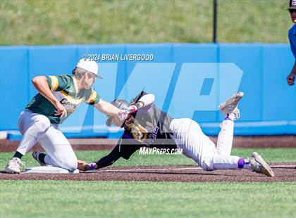 Thumbnail 3 in Holy Family vs. Pueblo County (CHSAA 4A Final) photogallery.