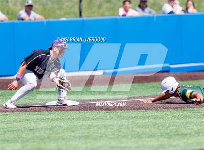 Thumbnail 2 in Holy Family vs. Pueblo County (CHSAA 4A Final) photogallery.