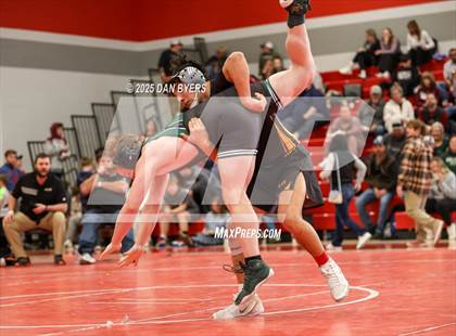 Thumbnail 1 in CHSAA 3A Region 4 Day Two photogallery.