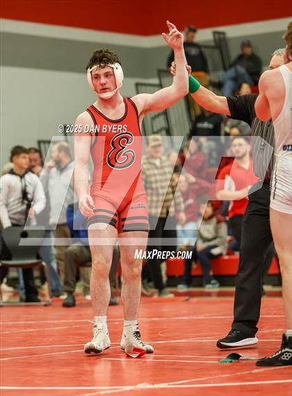 Thumbnail 1 in CHSAA 3A Region 4 Day Two photogallery.